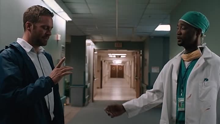 ⁣Hours 2013 DVDRip XViD-ETRG