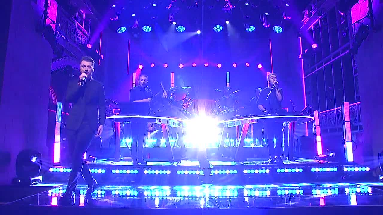 ⁣Saturday Night Live S41E05 Elizabeth Banks Disclosure 720p NBC WEBRip AAC2 0 x264-monkee