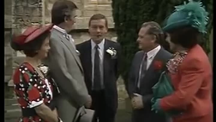 A Bit of a DO S01E01 -The White Wedding