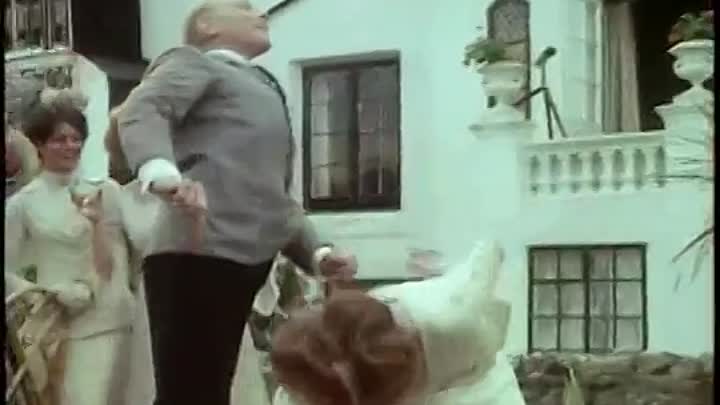 Duchess of Duke Street- S1E14 (1976 BBC Drama Series)