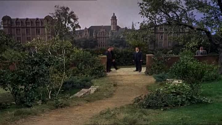 ⁣1966 - Torn curtain