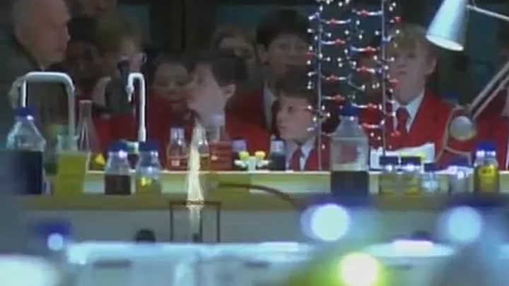 ⁣Touching Evil -S01E01 -Through The Clouds