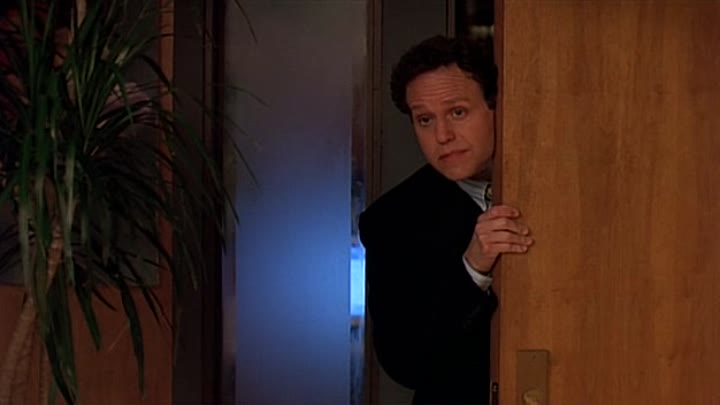 ⁣Ally McBeal S04E13 - Reach Out And Touch