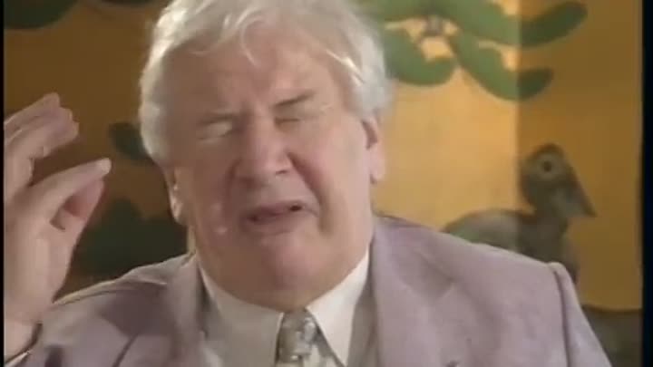 ⁣Peter Ustinov's Impressions of Charles Laughton