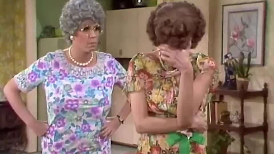 ⁣Best of Actors Breaking Character on The Carol Burnett Show