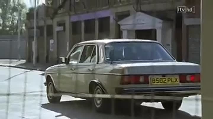 ⁣The Fixer 07 of 12