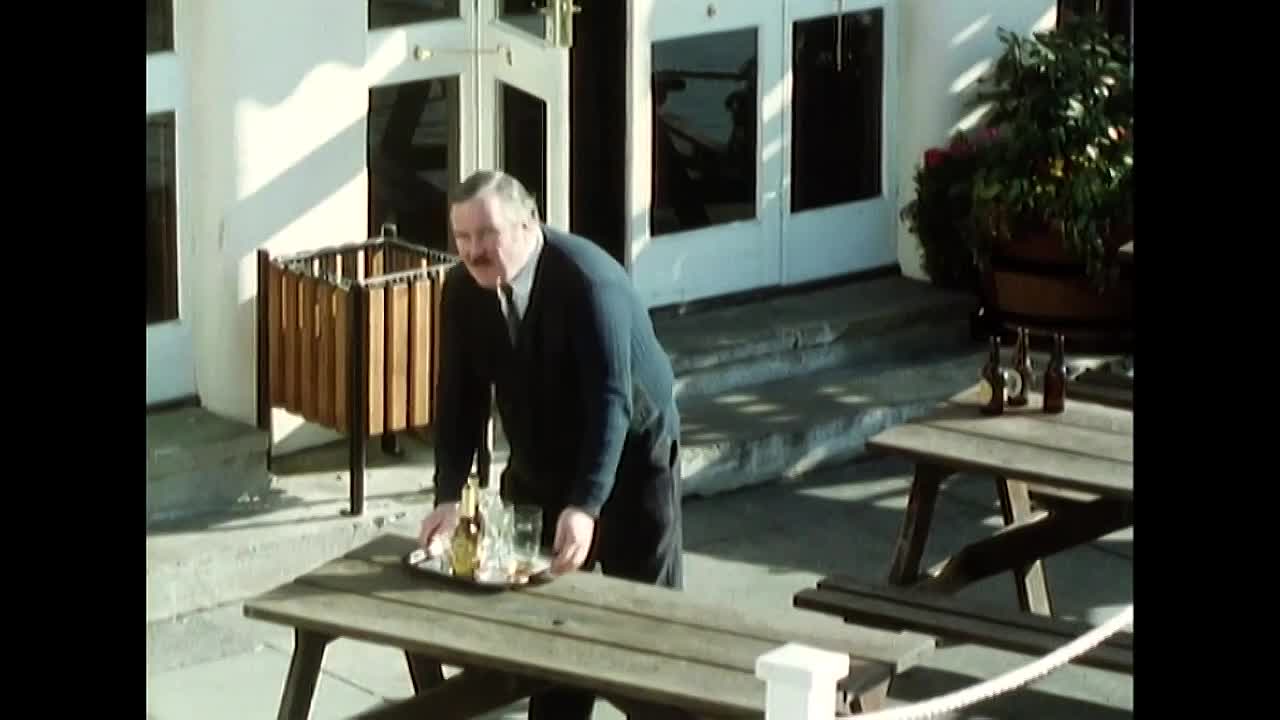 Porterhouse Blue -1987 -Part 2