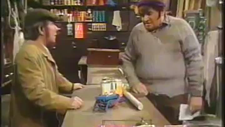 ⁣The two Ronnies - Four Candles sketch (1976)