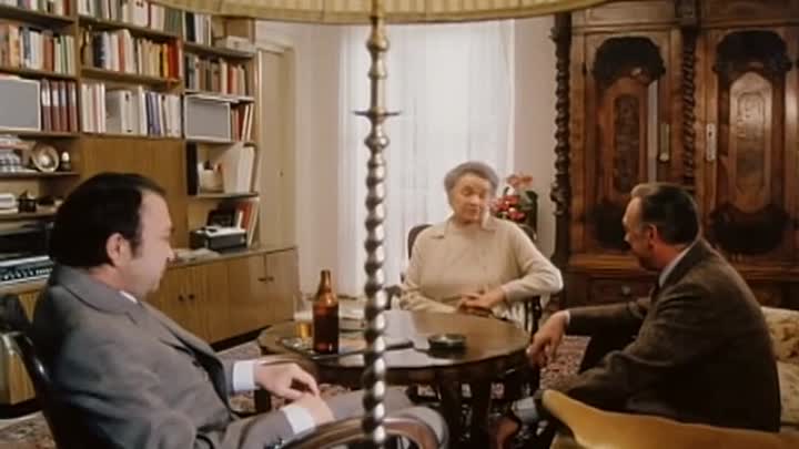 Derrick S01E01 Waldweg