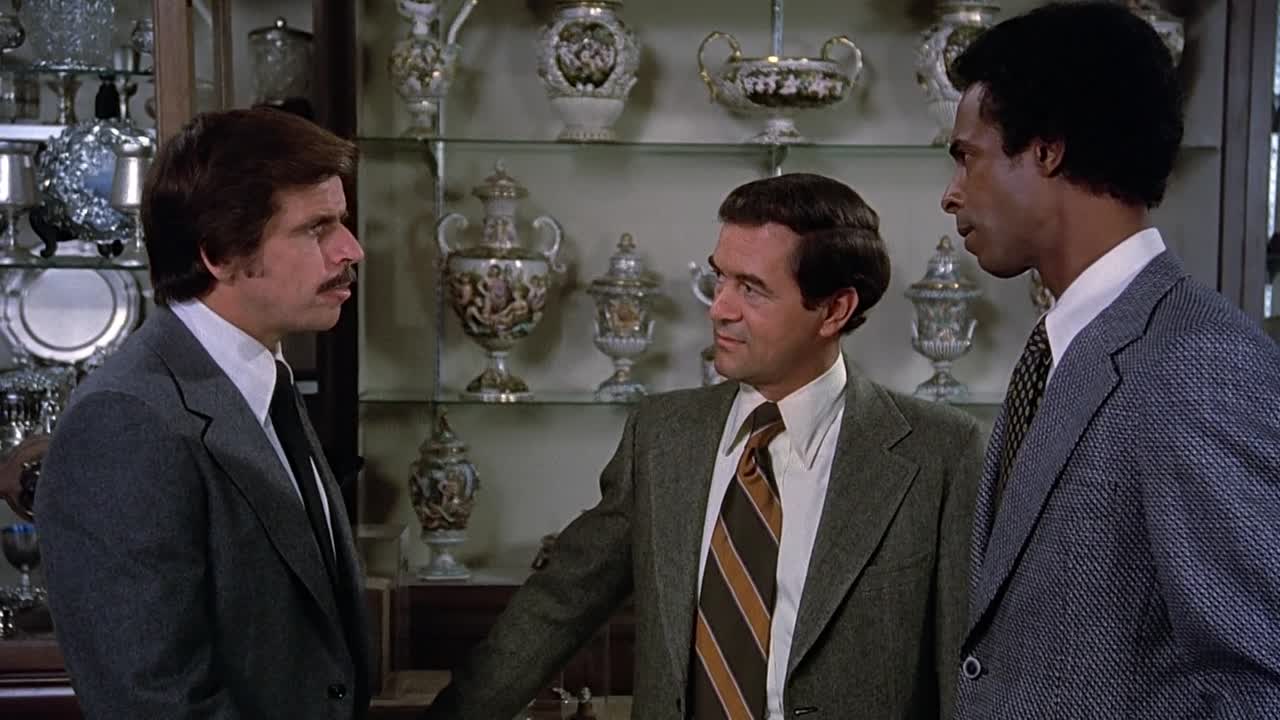 Family Plot 1976 1080p BluRay x264 AAC-