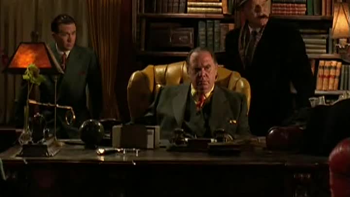 S01E10 -Christmas Party