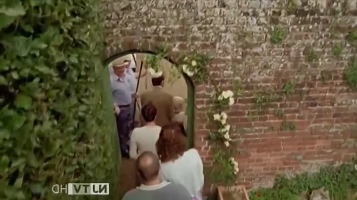 Rosemary & Thyme S02E01 -The Memory Of Water (2)