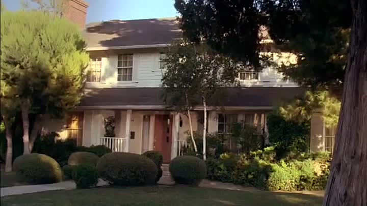 The War at Home S01E04