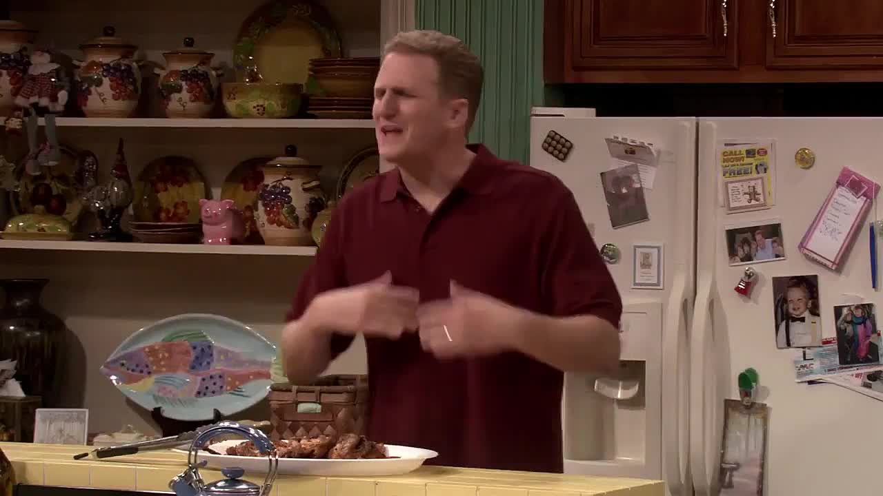 The War at Home S01E04 -Guess Who's Coming to the Barbecue?