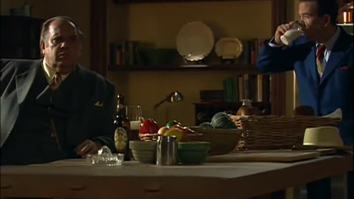 ⁣S02E05 -Murder is Corny