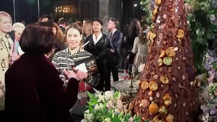 1- The Story Of Dior -The Fashion Revolution Within