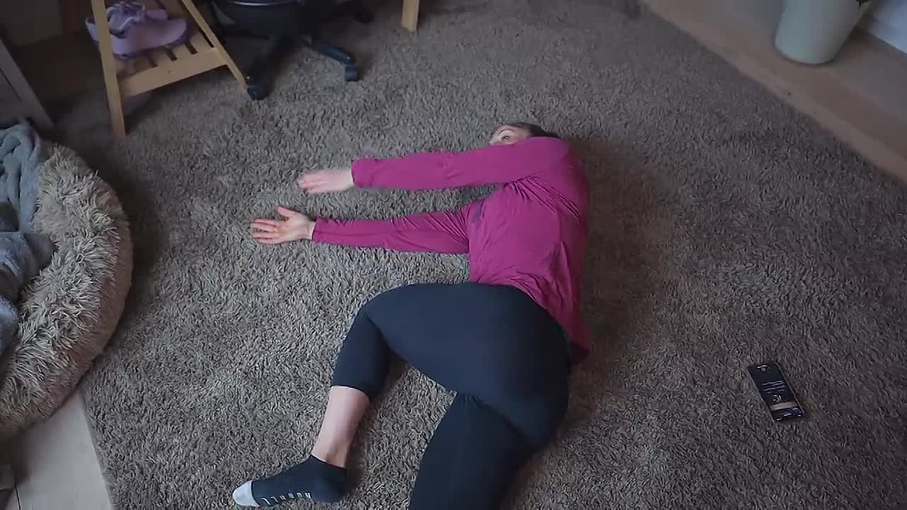 ⁣Top Stretches to Reverse Sitting all Day