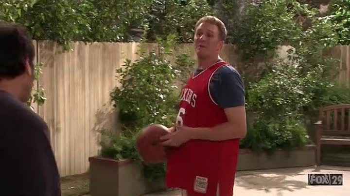 The War at Home S02E01 -Back to School