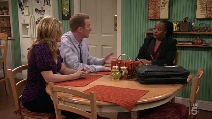 ⁣The War at Home S02E17 - Kenny Doesn't Live Here Anymore