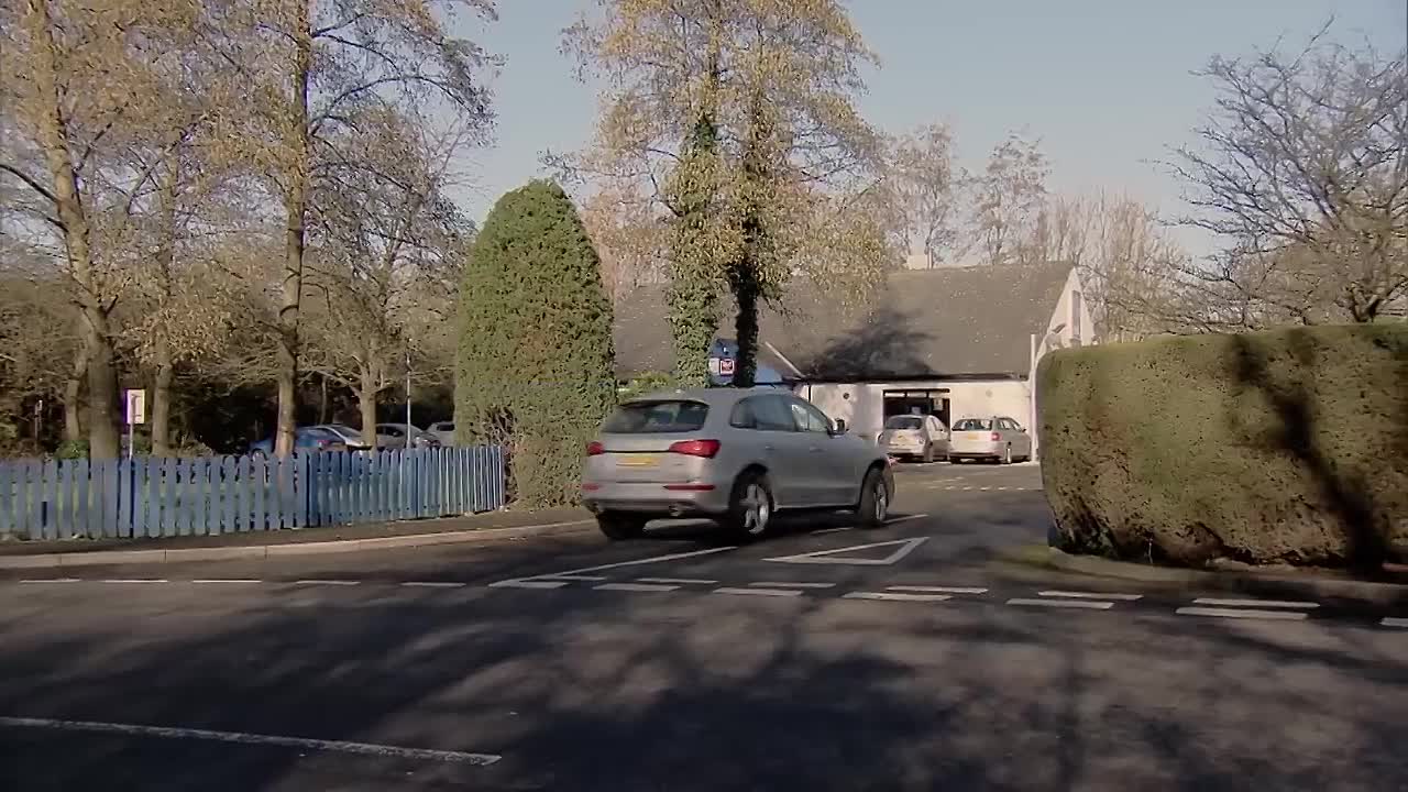 The Hotel Inspector -Spying on Staff