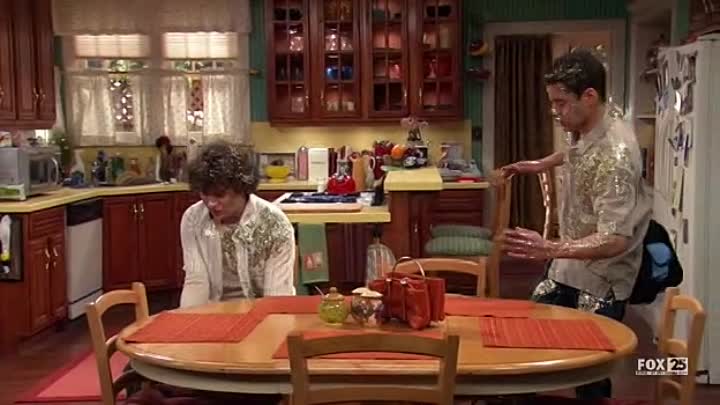 The War at Home S02E22 - The Graduate