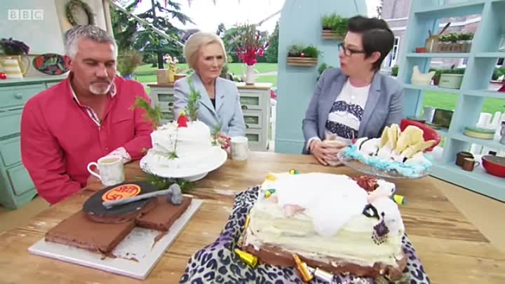 ⁣The Great Comic Relief Bake Off -Dame Edna