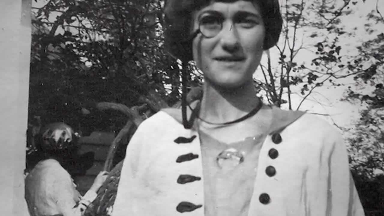 The Secret Diaries Of Edward VIII's Wife  -Real Royalty