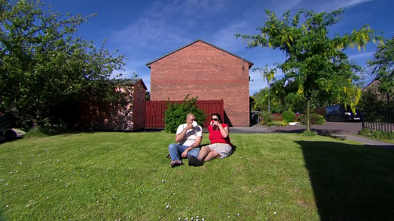 ⁣Couples Come Dine with Me S01E25