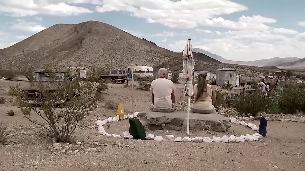 Darwin, California -Life In A Lawless Town