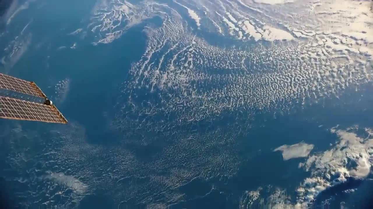 Unique Earth -The Essence of Water