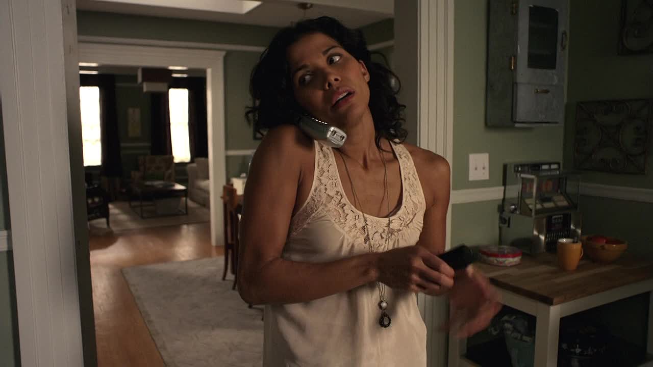 V 2009 S01E04 It's Only the Beginning