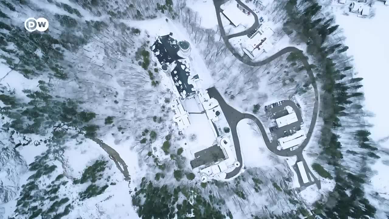 Neuschwanstein_ King Ludwig‘s Dream Castle and its Secrets