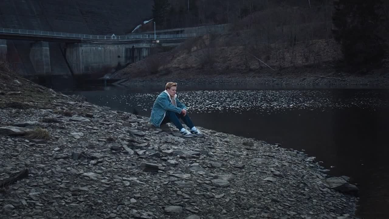 Das Privileg Die Auserwaehlten 2022 1080p WEBRip x264 AAC5 1-