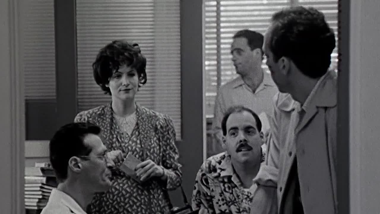 Mrs Parker And The Vicious Circle 1994 1080p BluRay x264-[YTS AG]