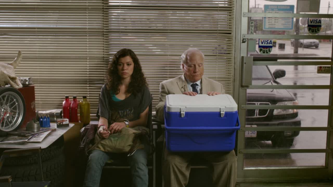 ⁣Cas Dylan 2013 1080p WEBRip x264 AAC5 1-