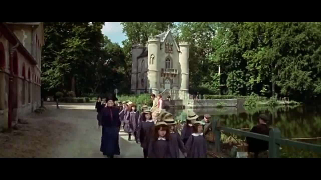 ⁣Darling Lili 1970 720p WEBRip x264 AAC