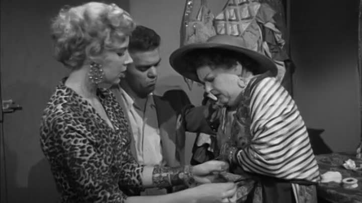 Girl on the Run 1953 WEBRip x264