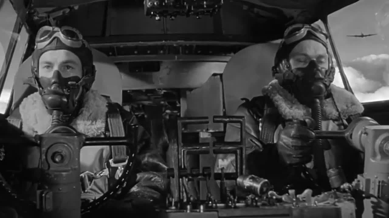 The War Lover 1962 WEBRip x264