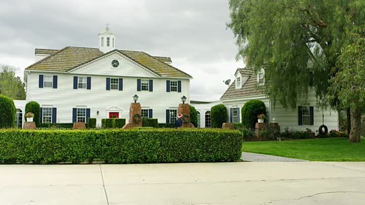 Ace and the Christmas Miracle 2021 HDRip XviD AC3-EVO