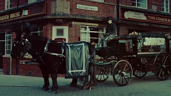 ⁣Adrift In Soho 2019 HDRip XviD AC3-EVO