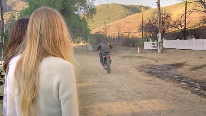 Close Range 2015 BRRip XviD AC3-EVO