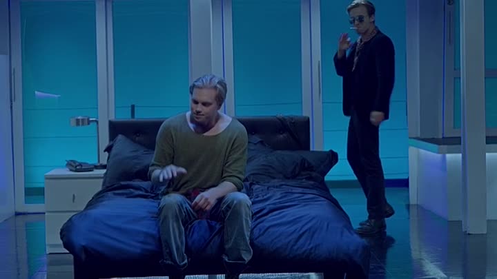 ⁣Famous 2021 HDRip XviD AC3-EVO