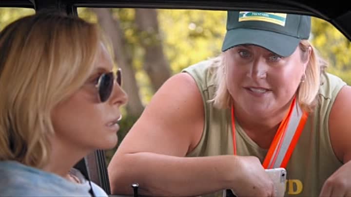 ⁣Fun Mom Dinner 2017 BRRip XviD AC3-EVO