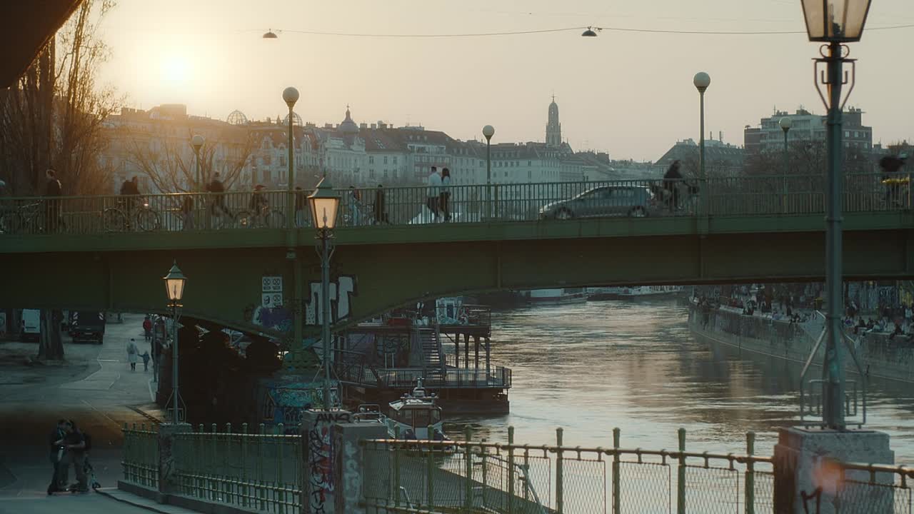 Sachertorte 2022 1080p WEBRip x264 AAC5 1-