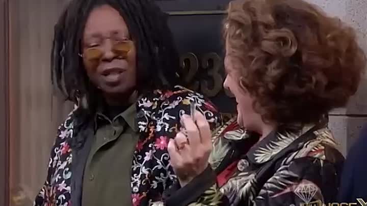 ⁣Whoopi E11 -The Fat and the Frivolous