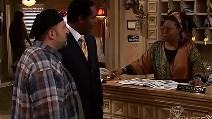 ⁣Whoopi E01 -Pilot