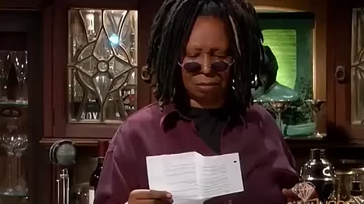 ⁣Whoopi E12 -American Woman