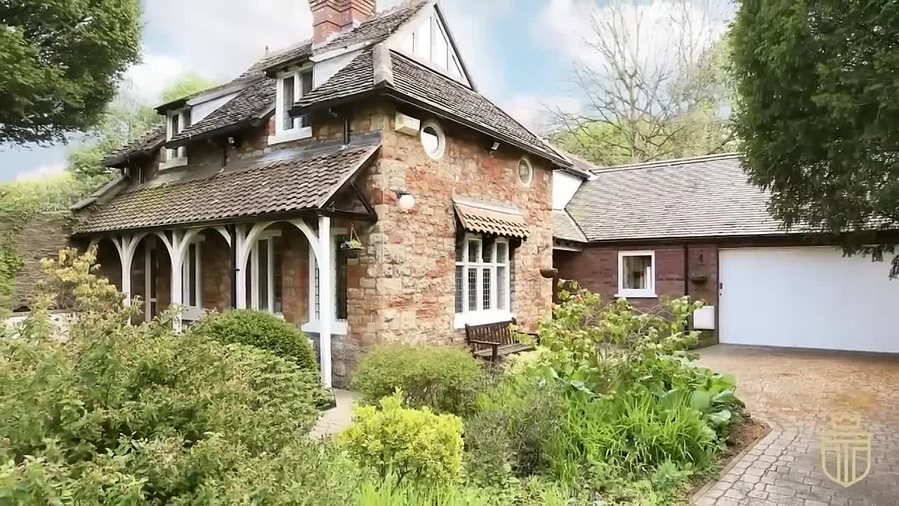 Inside The Anglo-American Social Class System