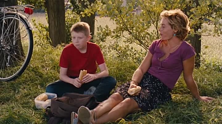 ⁣Le Gamin Au Velo 2011 FESTiVAL DVDRip XviD-EXViD