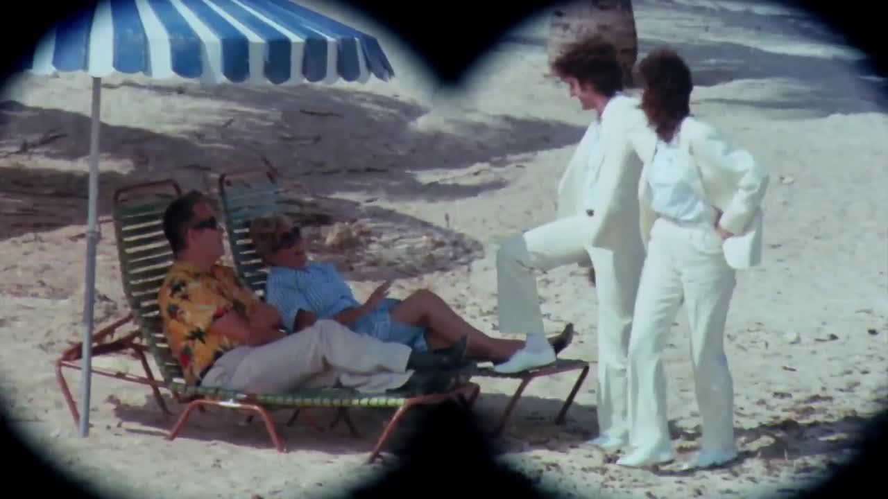 ⁣Pour cent briques t as plus rien 1982 FRENCH HDRip x264